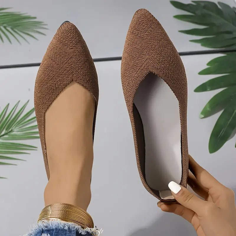 Vesperine – Stylish Pointed Toe Flat Sandals
