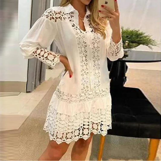 Lois – Elegant Mini Lace Dress