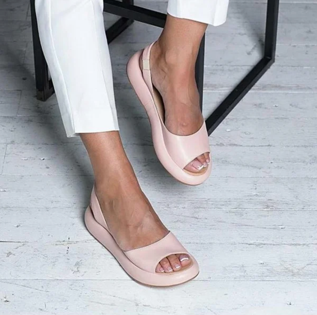 Velmoura – Minimalist Open-toe Sandals