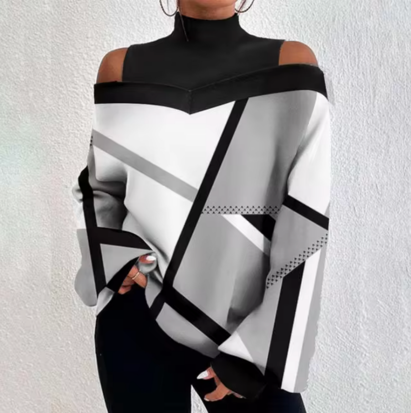 Liset – Off-shoulder Turtleneck Blouse