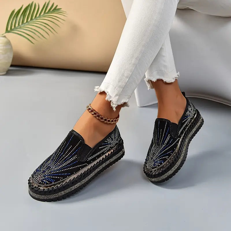 Draumora – Stylish Slip-on Platform Shoes