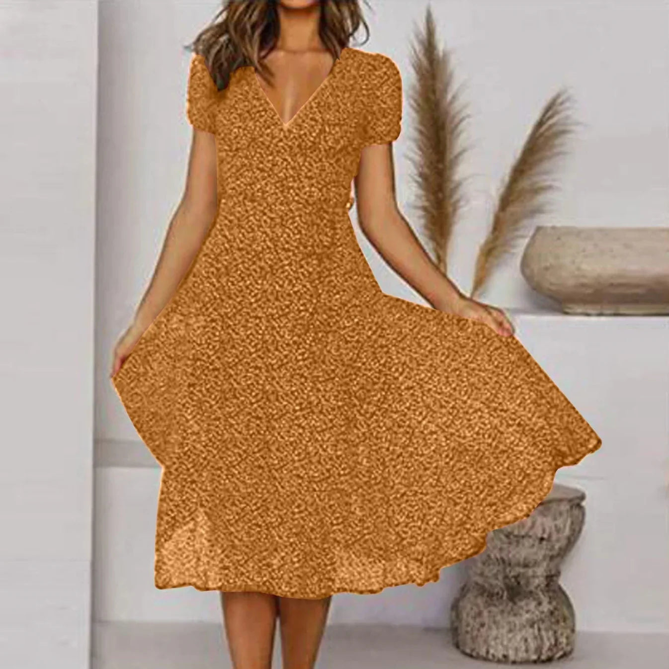 Melisaria – Elegant Dress with Floral Pattern