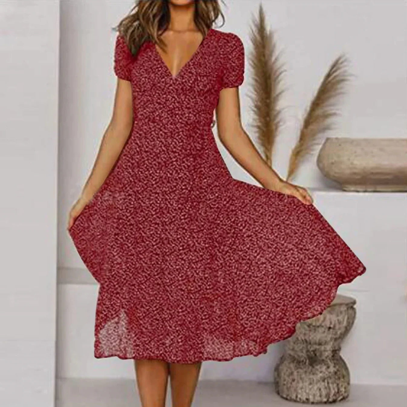 Melisaria – Elegant Dress with Floral Pattern