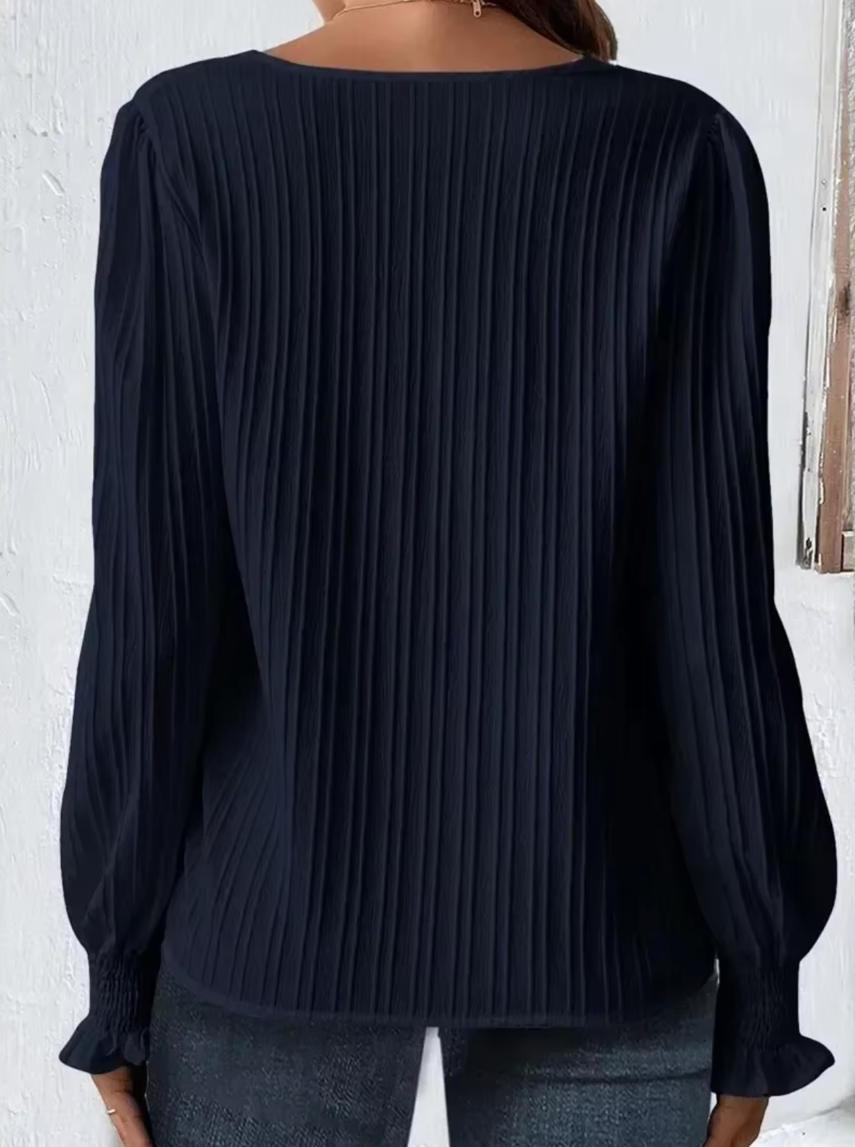 Daphne – Casual Long-sleeved Blouse