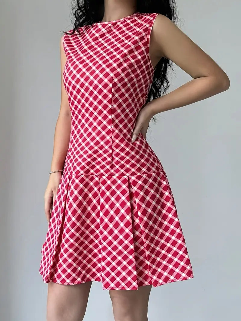 Ora – Stylish Pleated Sleeveless Dress