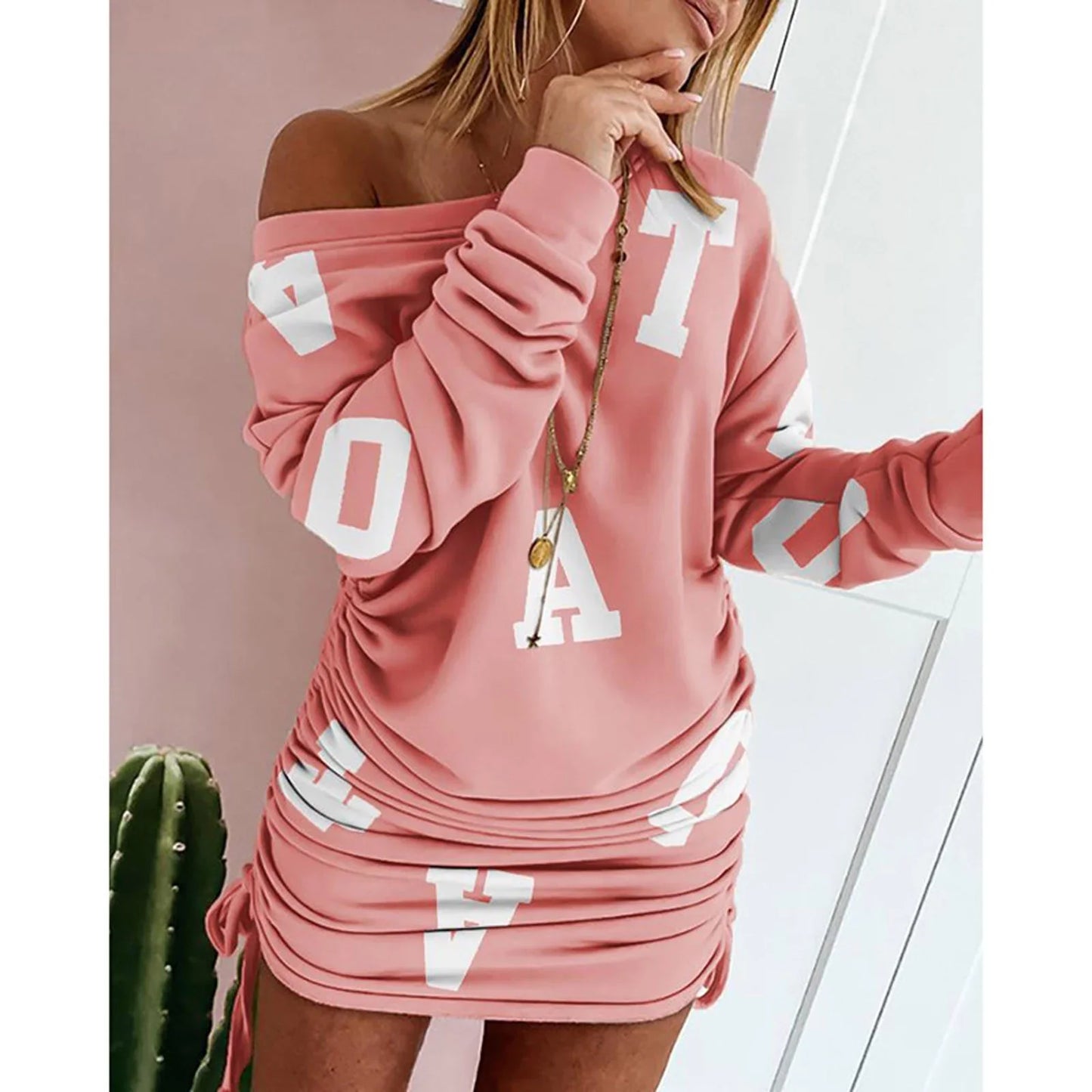 Ehra – Stylish Off-shoulder Mini Dress