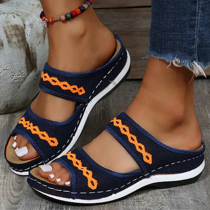 Jenica – Embroidered Strap Sandals