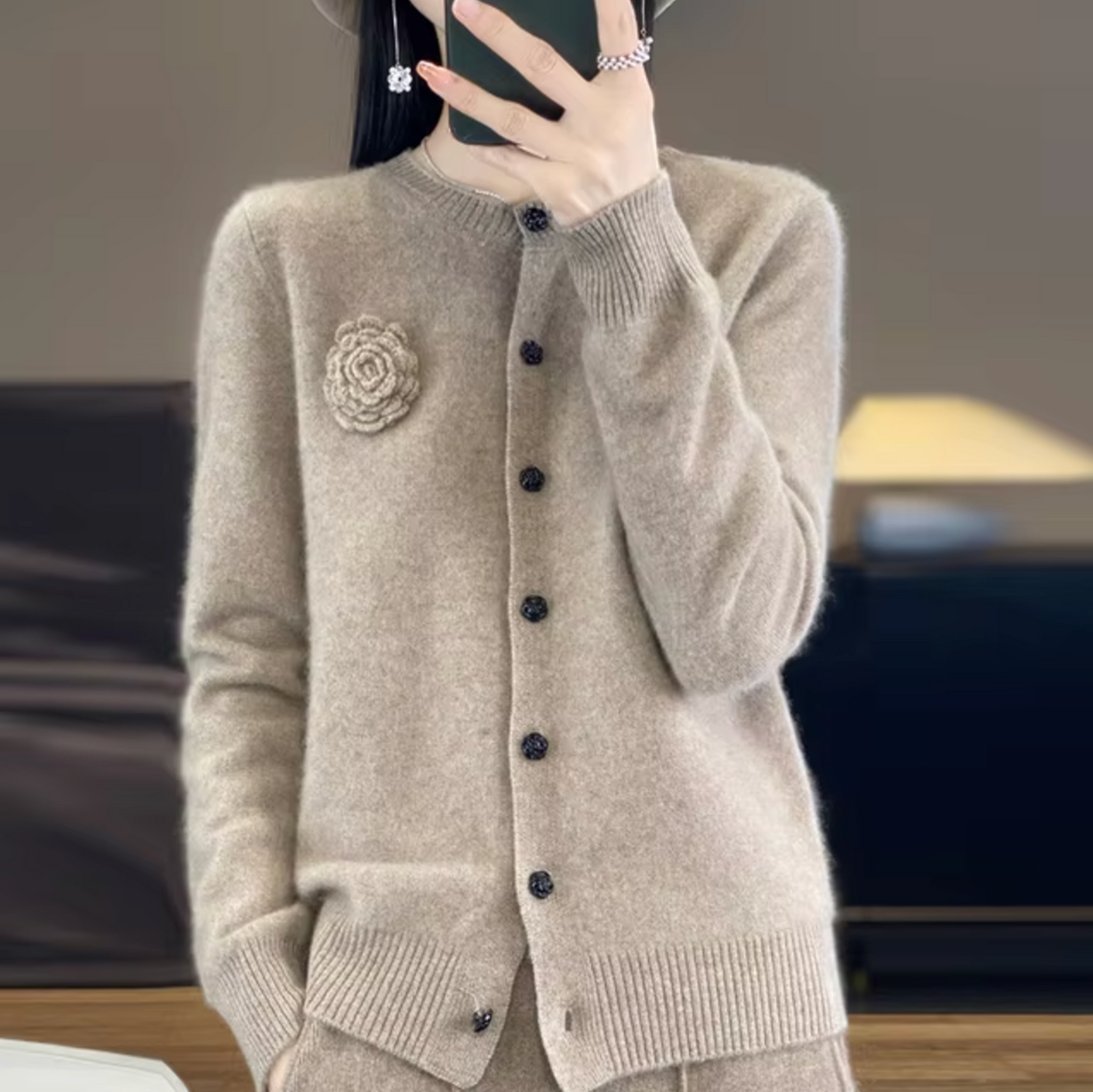 Adley – Elegant Cashmere Cardigan