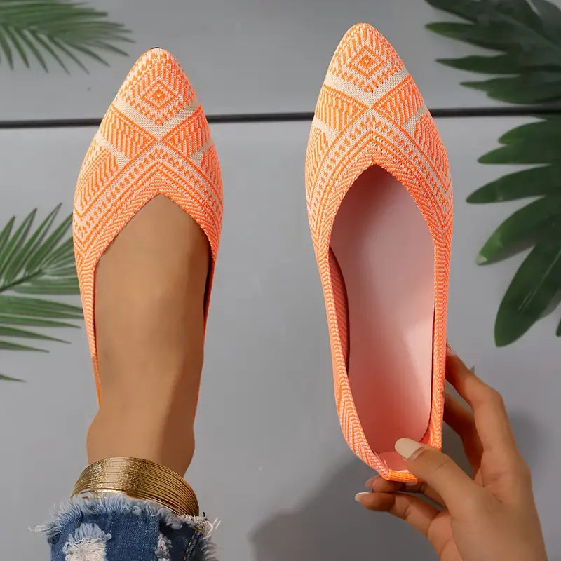 Vesperine – Stylish Pointed Toe Flat Sandals