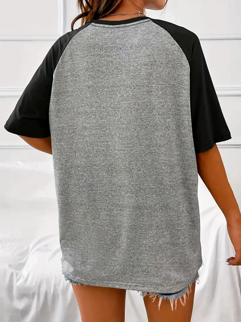 Vallorelle – Stylish Color-block T-shirt