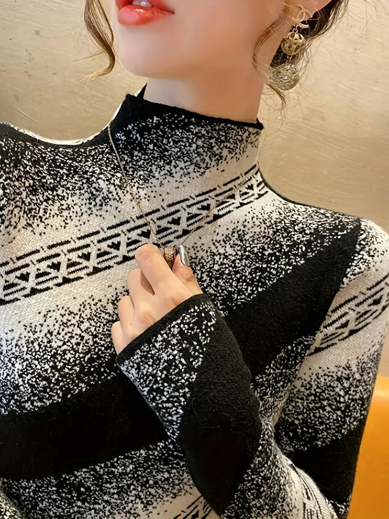 Mayla – Elegant Striped Knitted Sweater