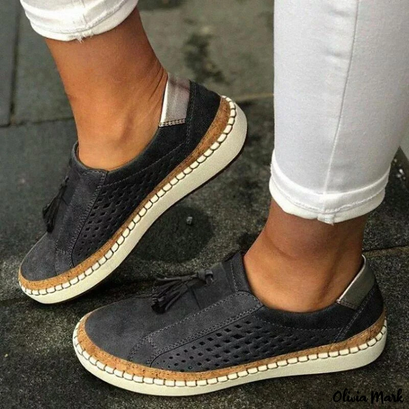 Tassel Loafers: Stylish Casual Slip-ons with a Low Heel