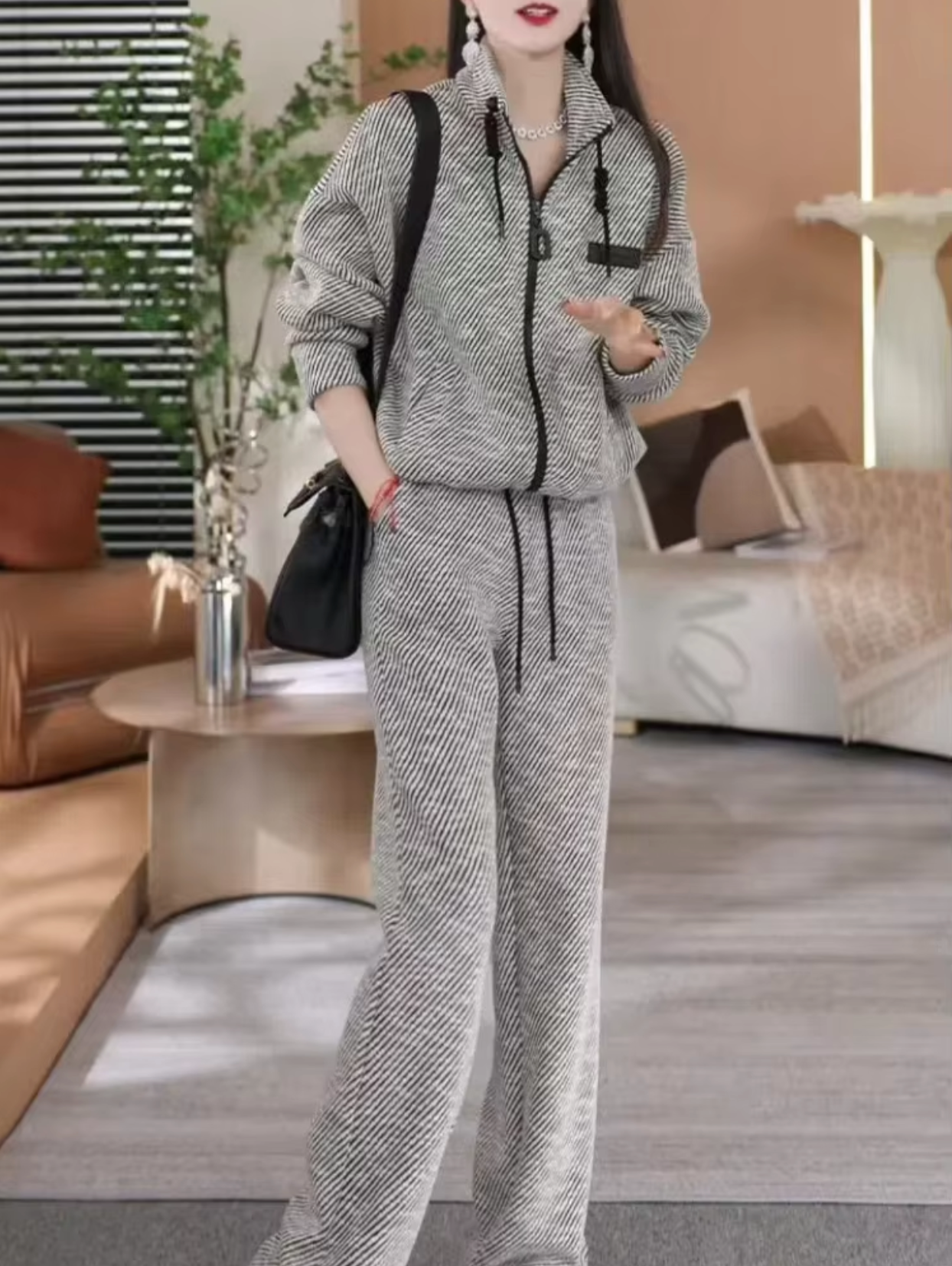Gabby – Casual Striped Top and Pants Set