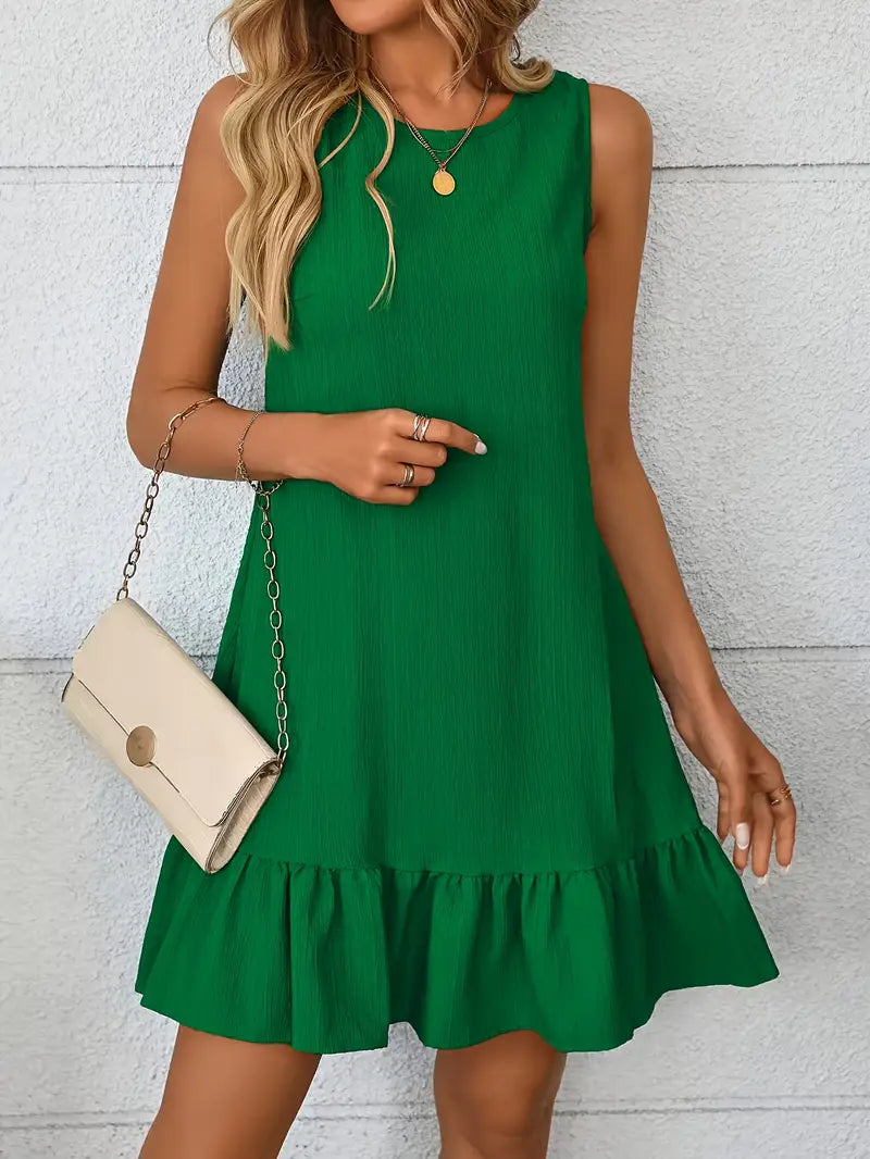 Luna – Sleeveless Dress with Fashionable Ruffle Trim