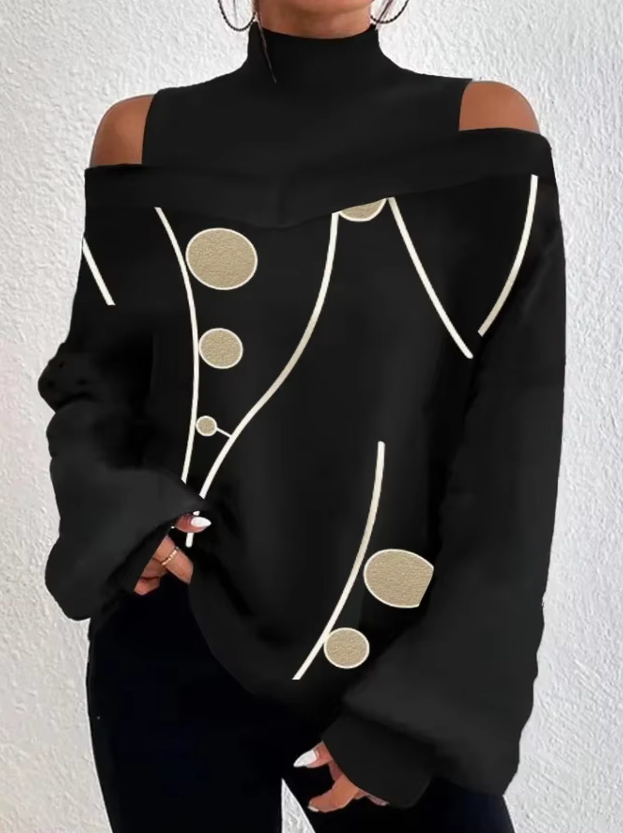 Liset – Off-shoulder Turtleneck Blouse