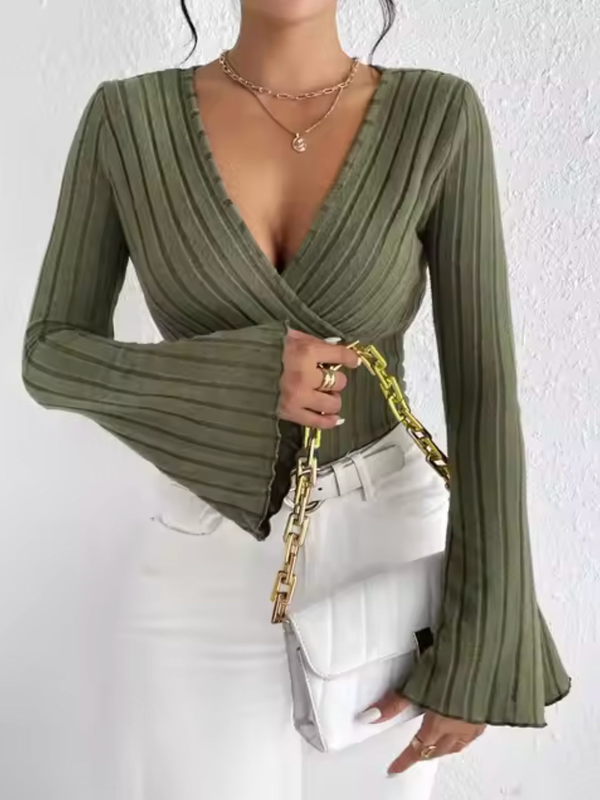 Olma – Knitted Deep V-neck Top