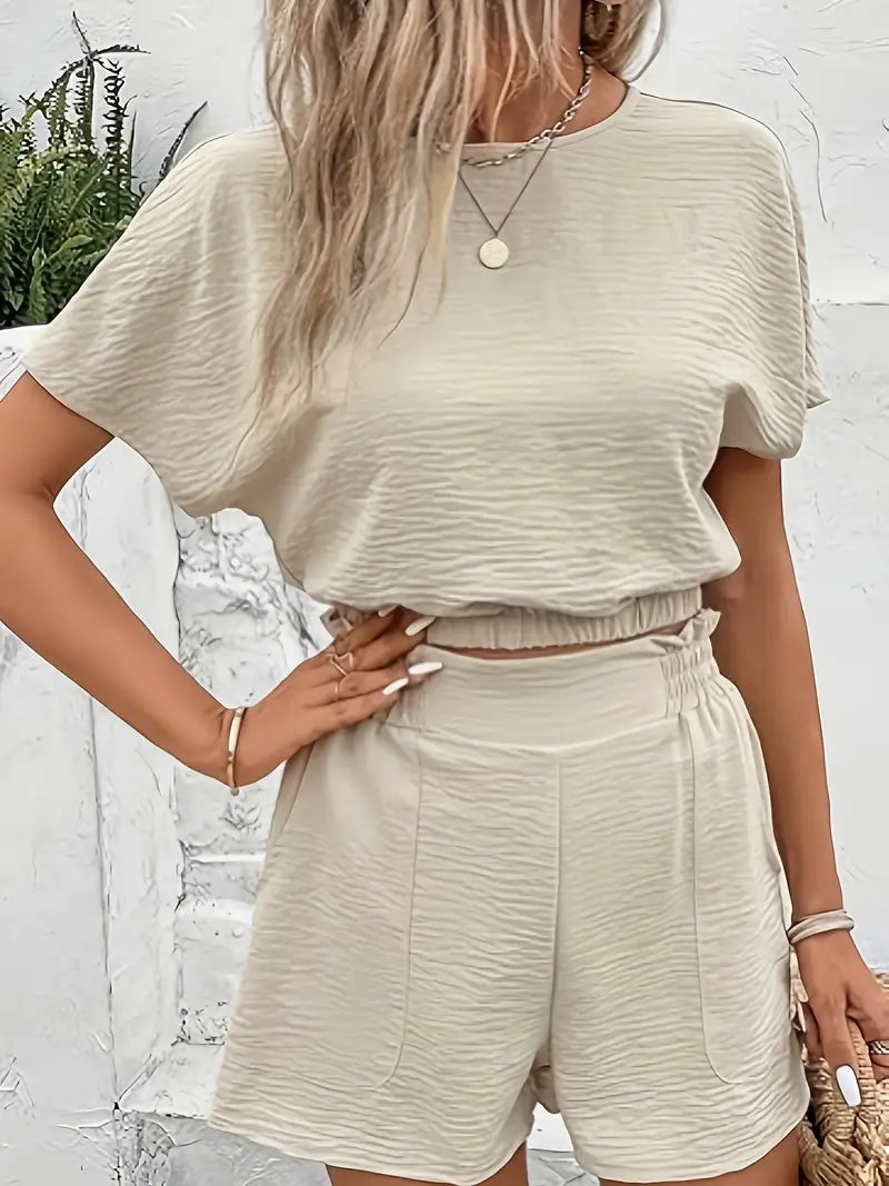 Aminna – Elegant Top and Shorts Set