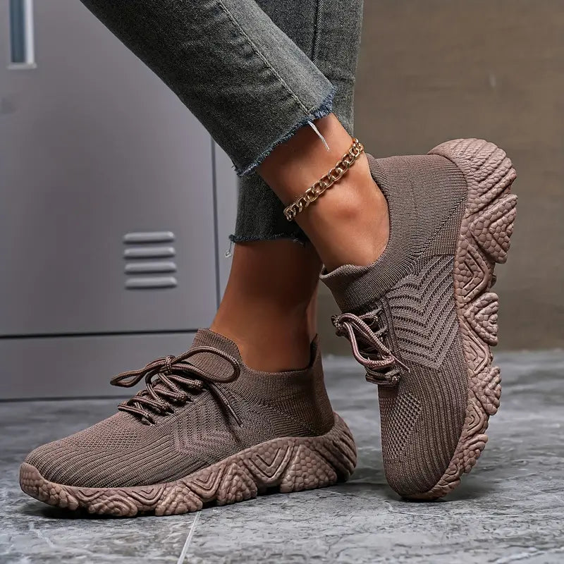 Alodia – Non-Slip, Breathable Running Shoes