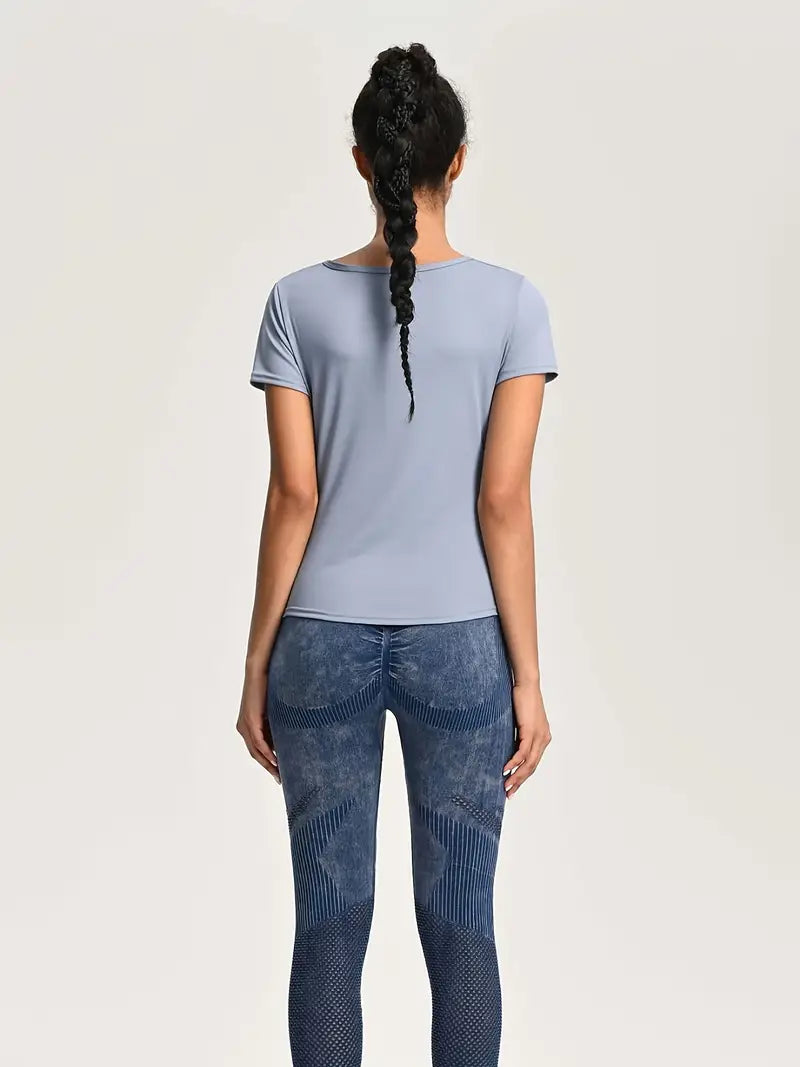 Oryss – Comfortable and Stylish Short-sleeved T-shirt