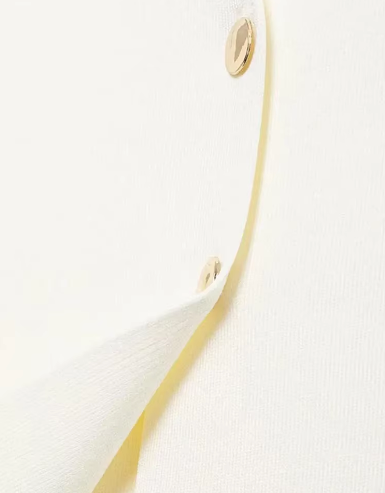 Loisa – Elegant Short-sleeved Top