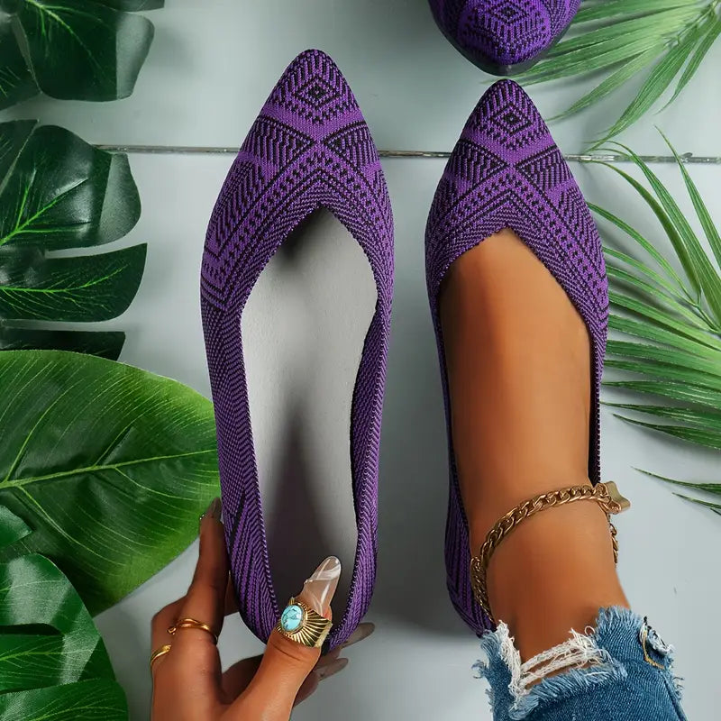 Vesperine – Stylish Pointed Toe Flat Sandals