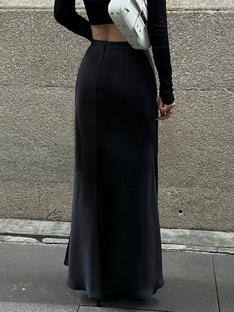 Thessia – Elegant Flared Satin Skirt
