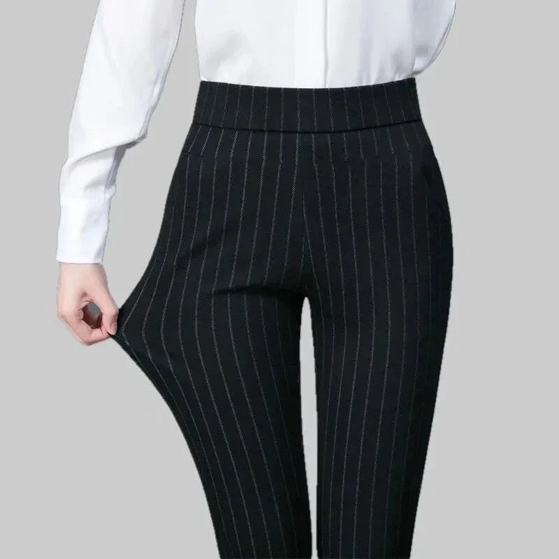 Jorelle – Elegant High-waisted Ankle Pants