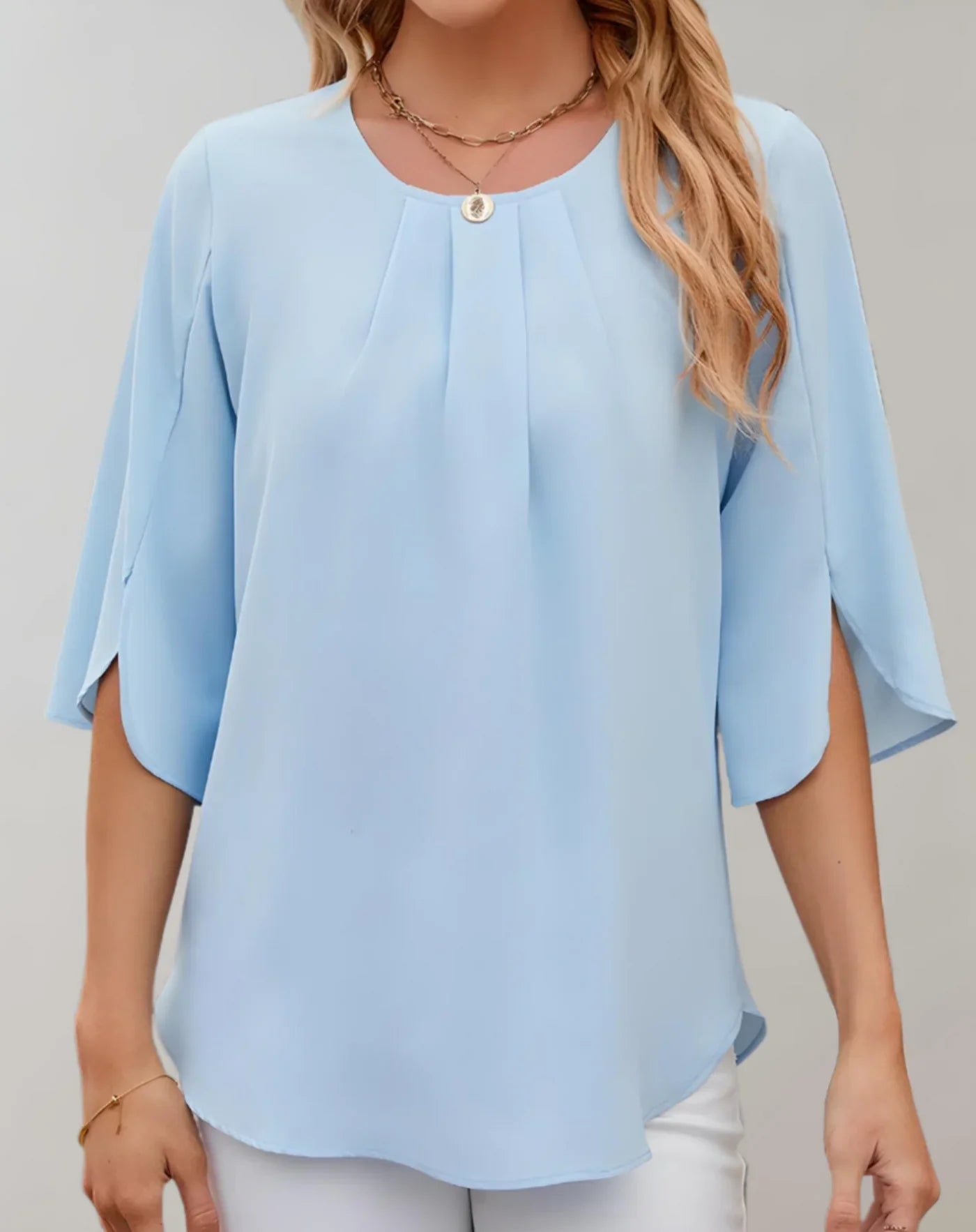 Tazlina – Elegant and Stylish Blouse