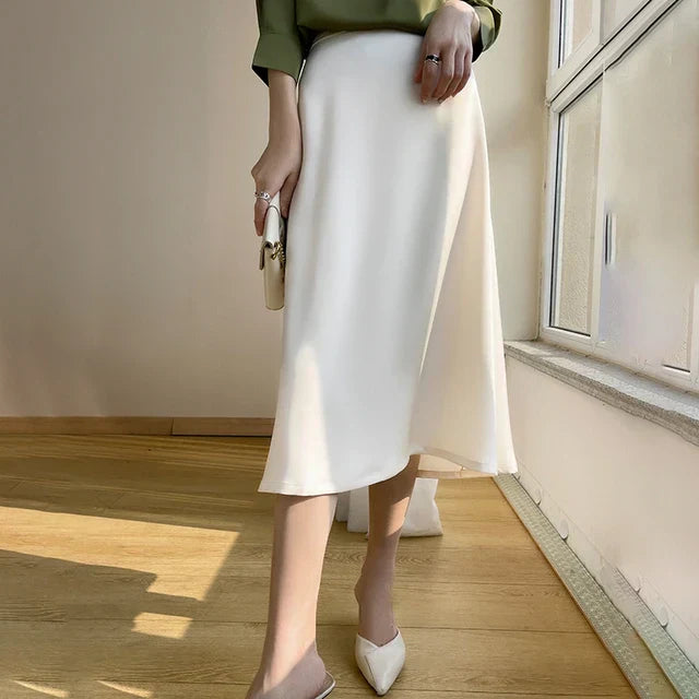 Brivelle – Elegant Satin Midi Skirt