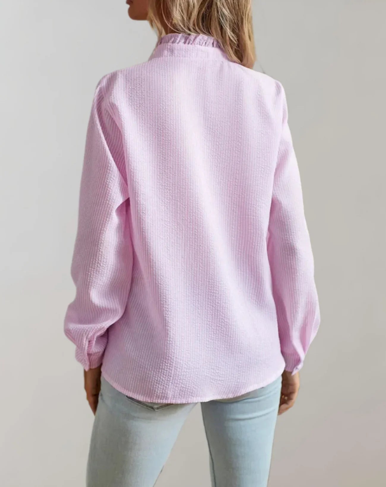 Junia – Elegant Ruffled Long Sleeves Blouse