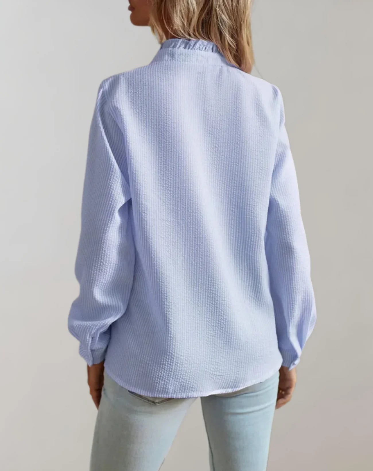 Junia – Elegant Ruffled Long Sleeves Blouse