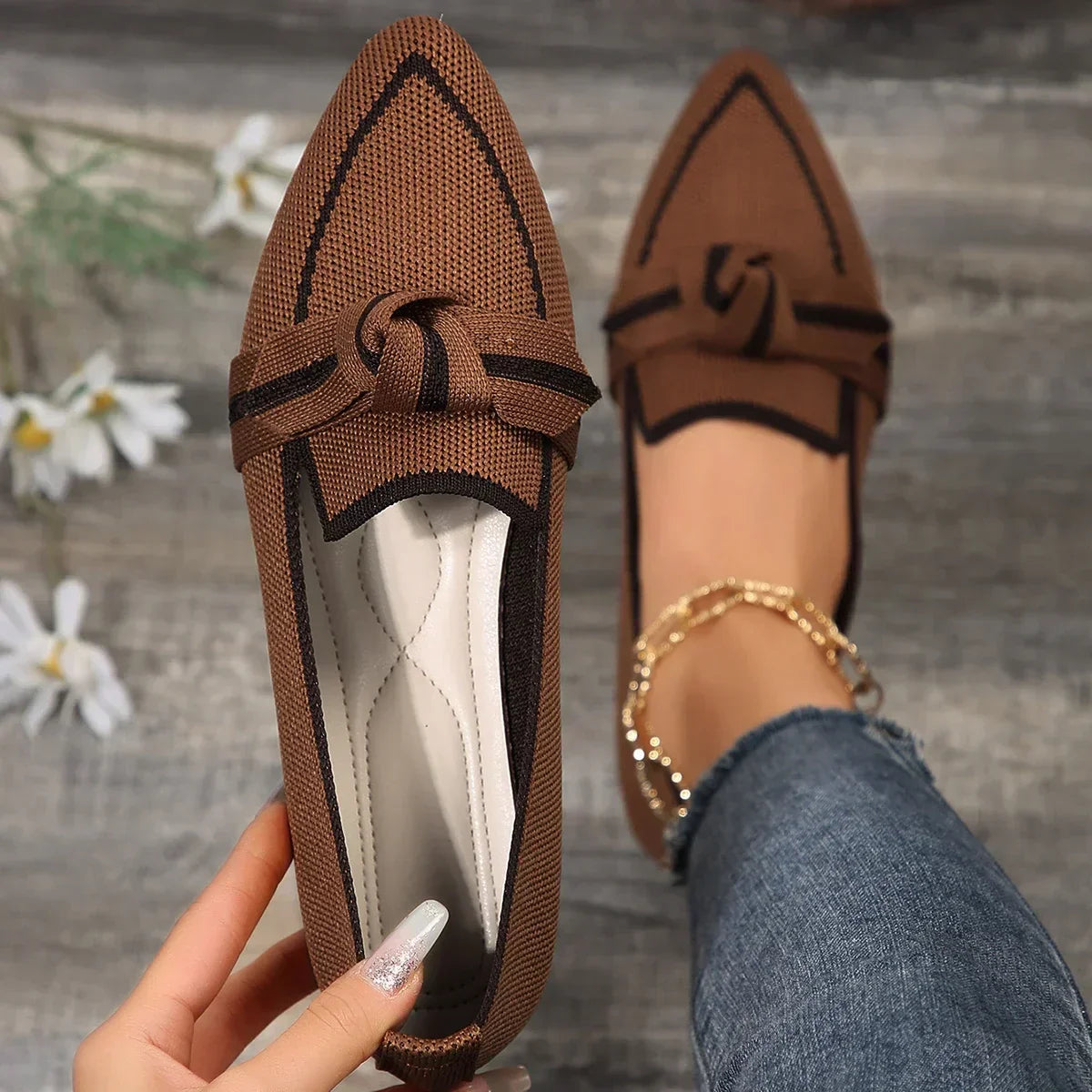 Juniper – Stylish Pointed Toe Flat Shoes