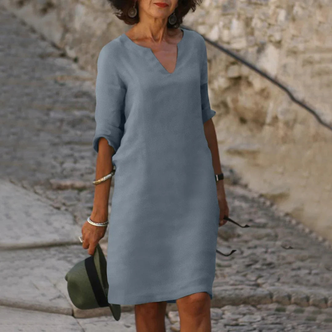 Maristela – Elegant V-neck Dress