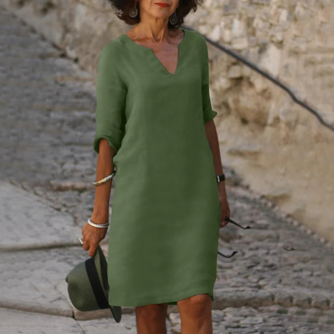 Maristela – Elegant V-neck Dress