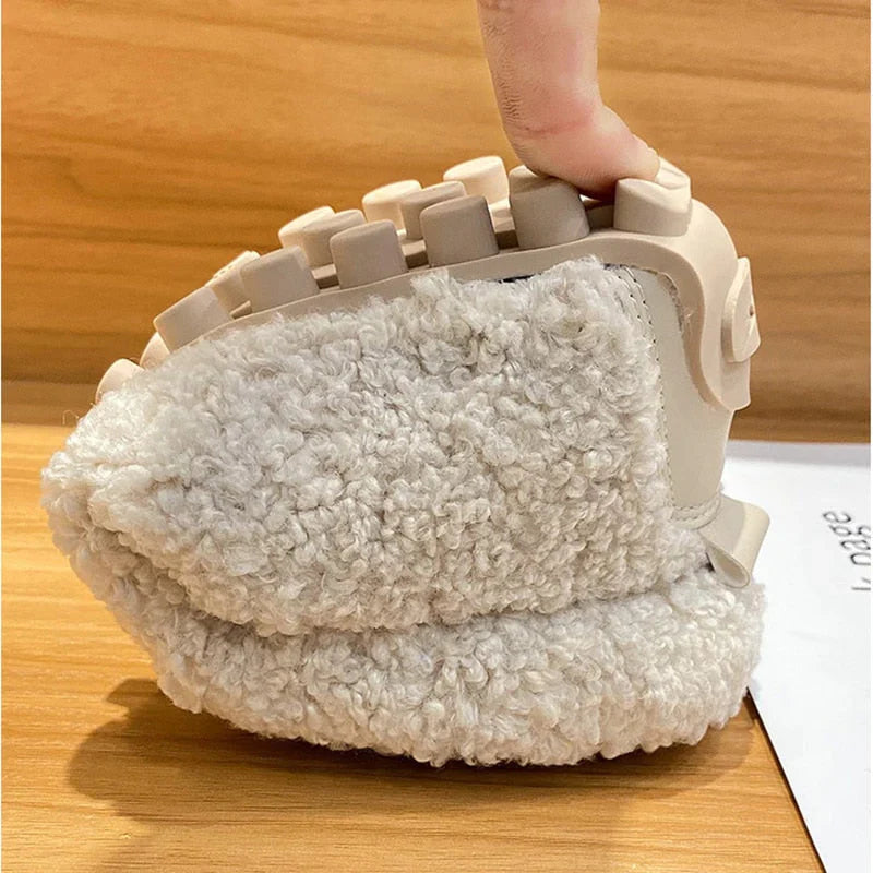 Calianna – Plush Loafer
