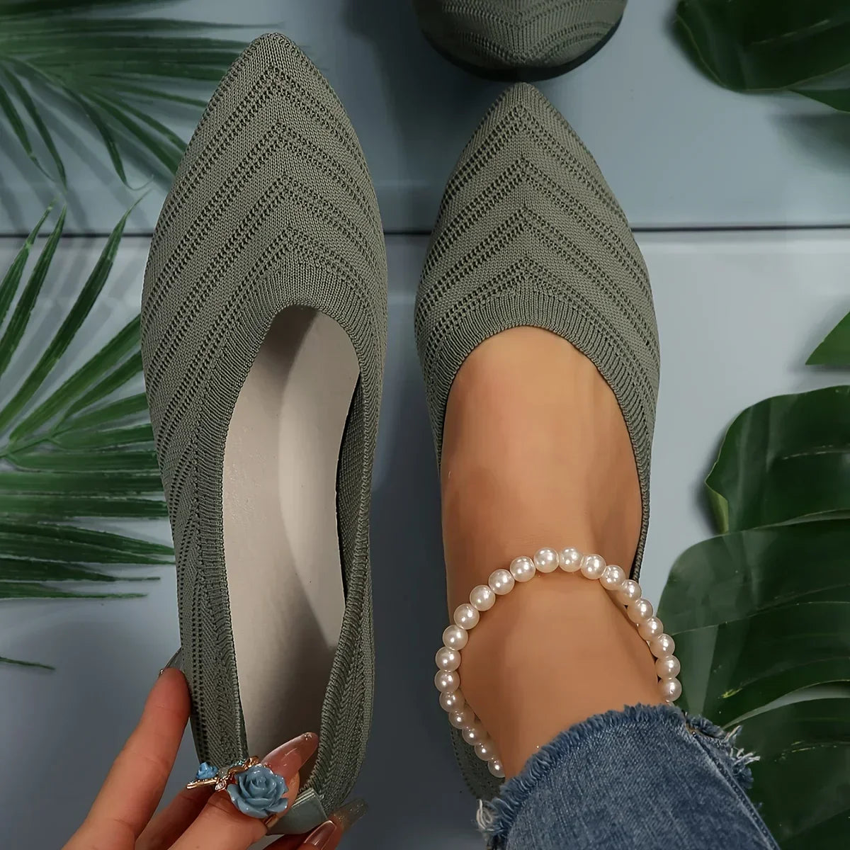 Rhia – Lightweight Knitted Slippers