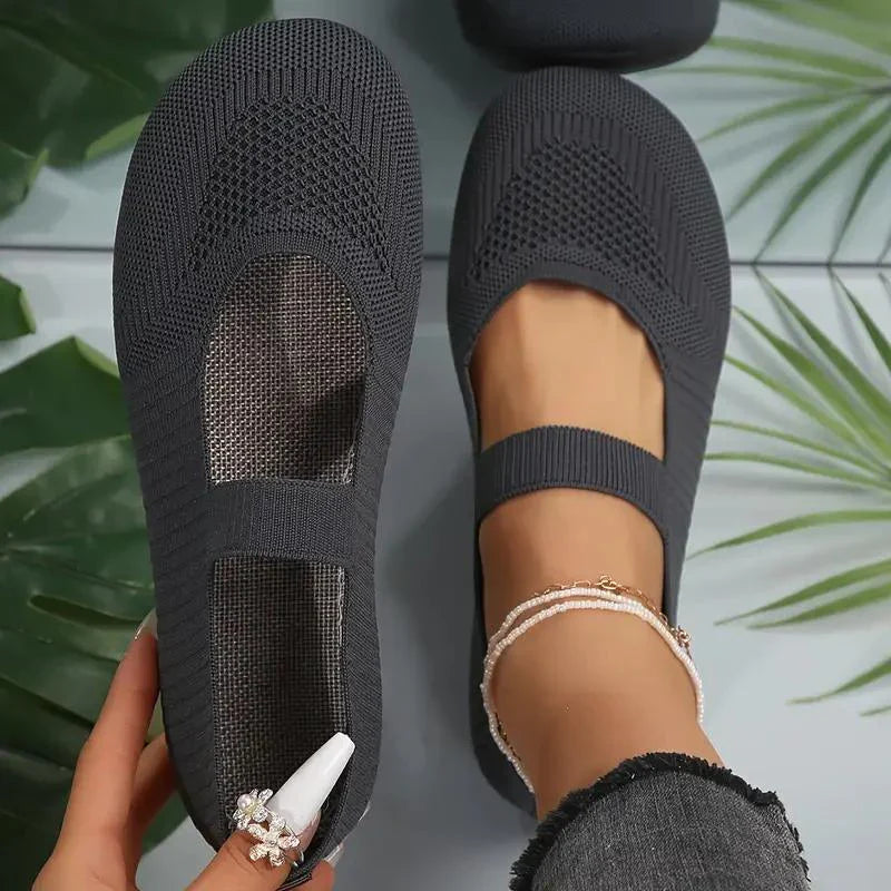 Nyxara – Lightweight and Flexible Slippers