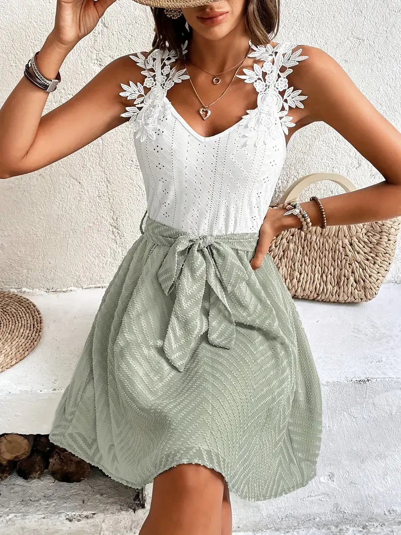 Livia – Enchanting Dress with Lace Embroidery