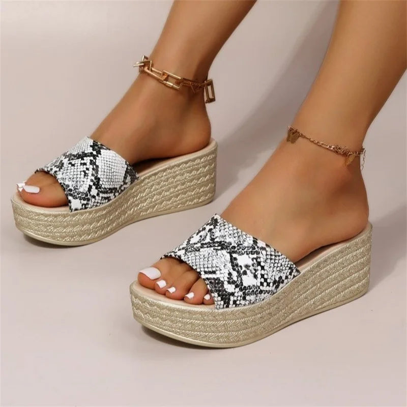 Ariane – Thick Sole Wedge Sandals