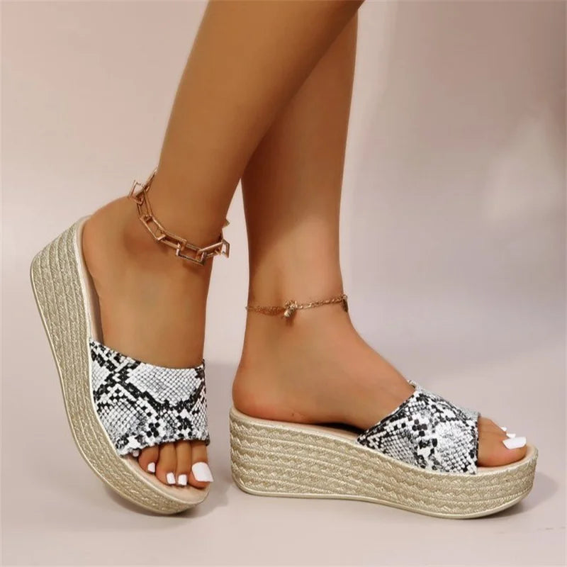 Ariane – Thick Sole Wedge Sandals