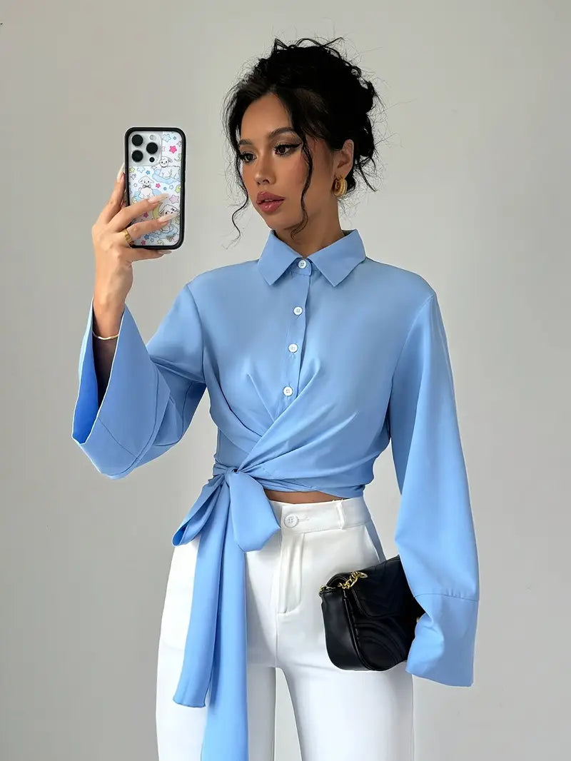 Saga – Stylish Long-sleeved Blouse