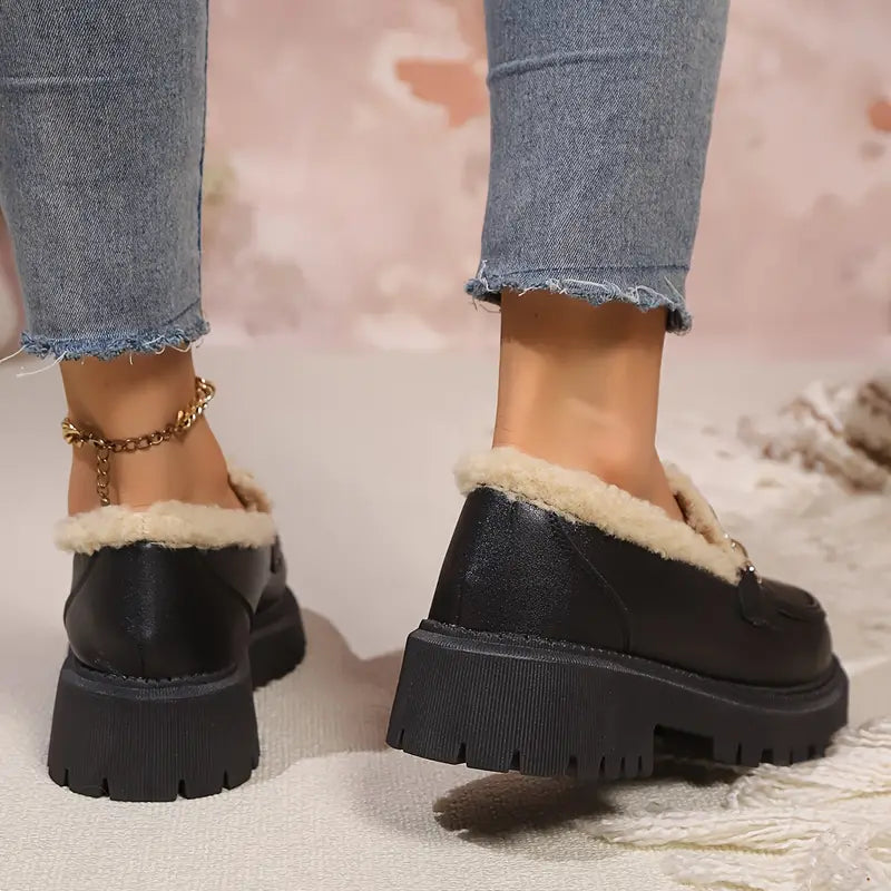Alesha - Leather Loafers with Fur Lining