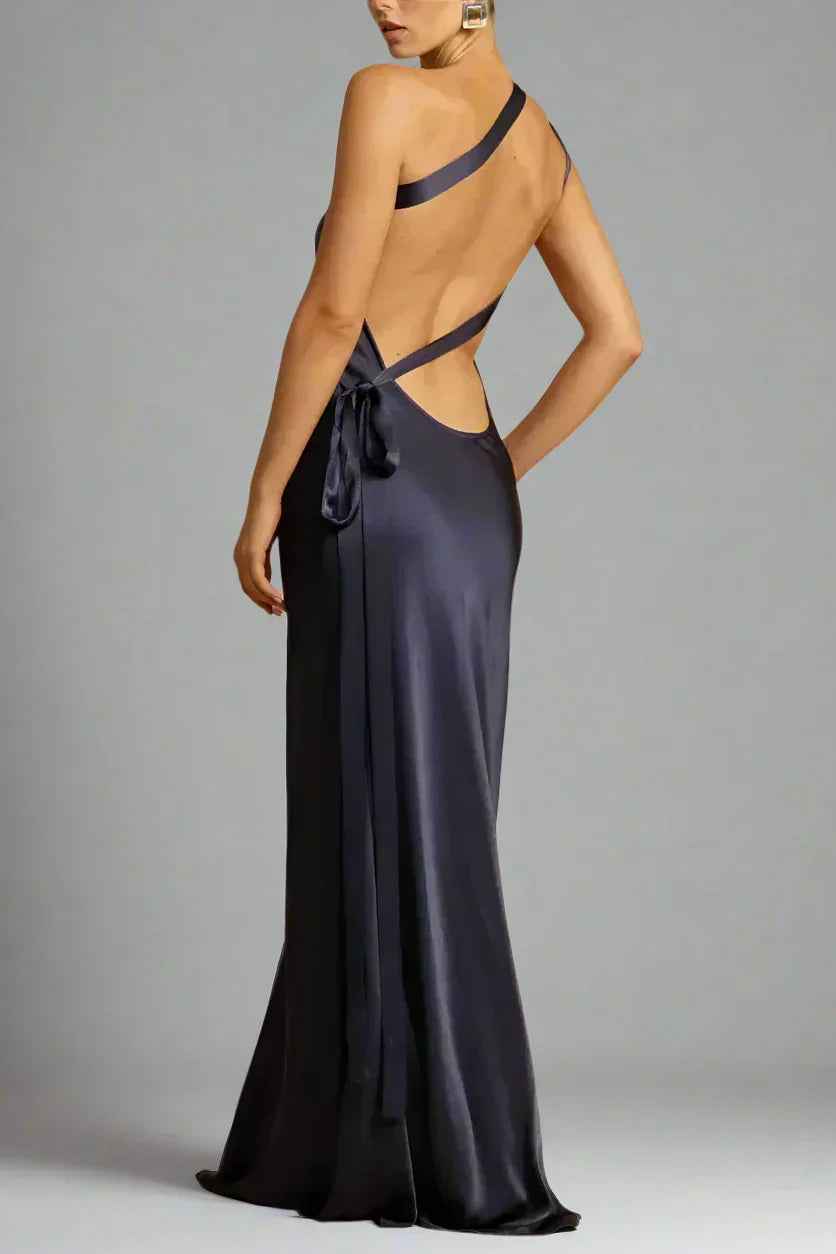 Maxine - Elegant one-shoulder dress with open back and slanted neckline