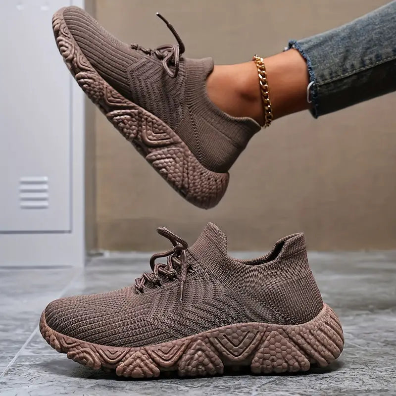 Alodia – Non-Slip, Breathable Running Shoes