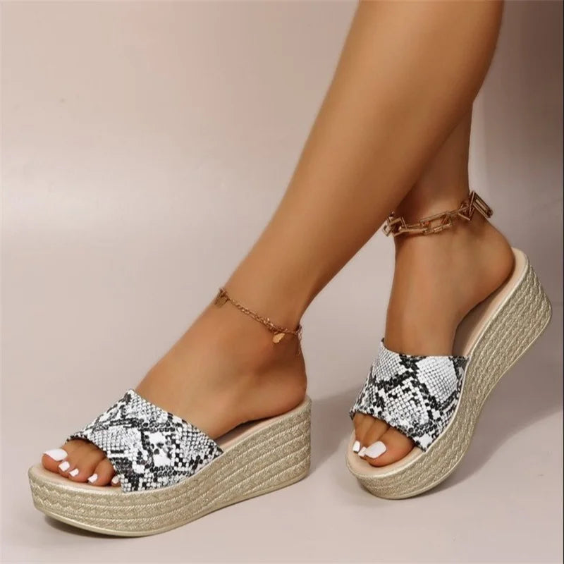 Ariane – Thick Sole Wedge Sandals