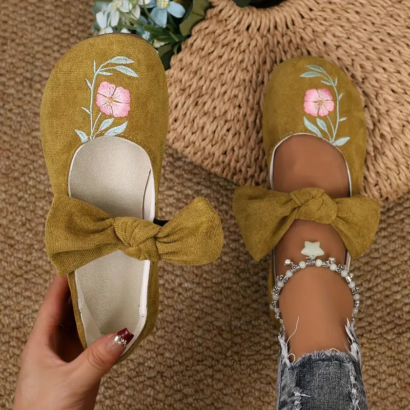 Velmoria – Floral Suede Shoes