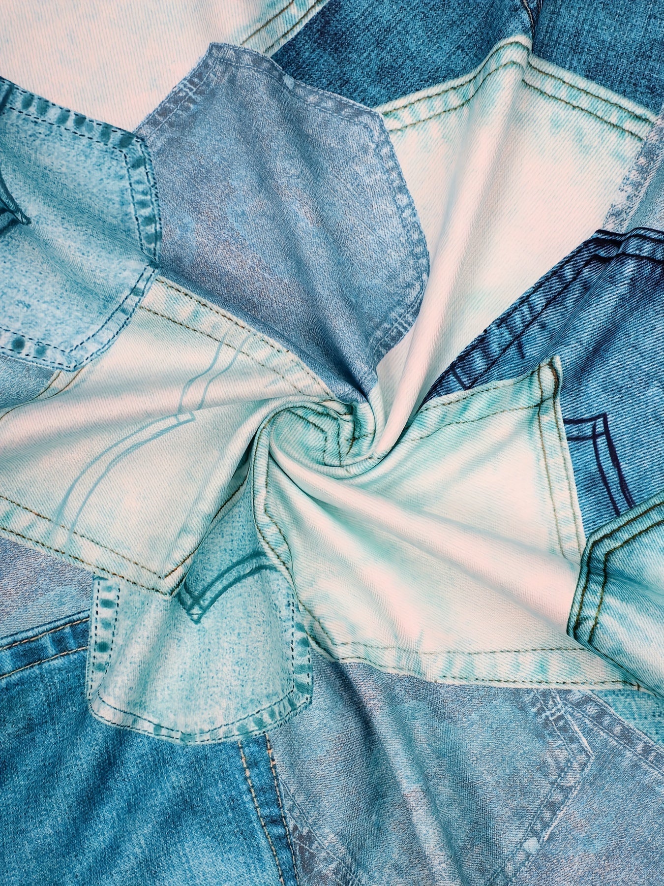 Desarae – Denim shirt in patchwork design