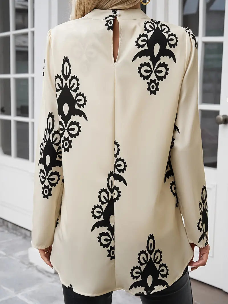 Veloria – Chic, High-neck Longline Blouse