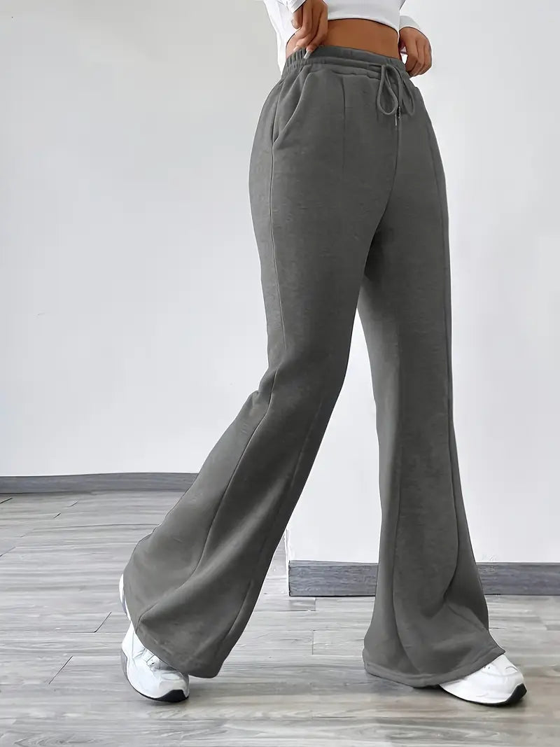 Manju – Flared Cotton Jogging Pants