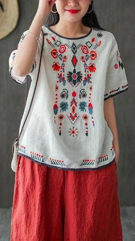 Nivelle – Embroidered Linen Blouse